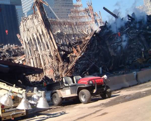 tradectr299.jpg 
600 x 480 JPEG-compressed image 
(48,125 bytes)