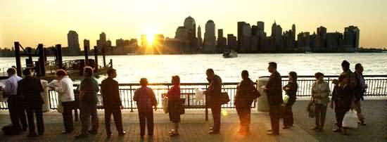 tradectr489.jpg 
550 x 202 JPEG-compressed image 
(15,075 bytes)