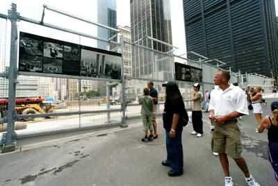 tradectr495.jpg 
400 x 268 JPEG-compressed image 
(17,097 bytes)